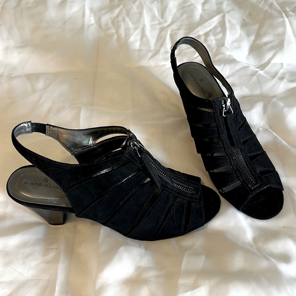 Black Bandolino heels (8.5)